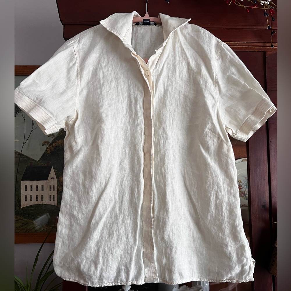 Lands’ End ladies off-White Linen Shirt size small